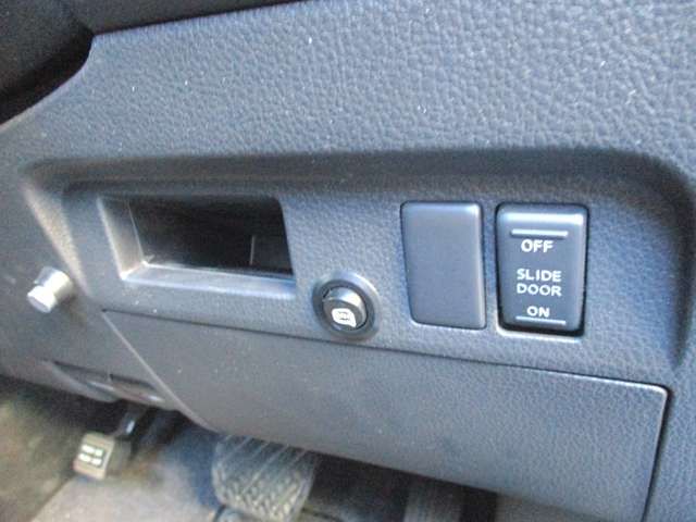 Nissan LAFESTA 2012-10 5567-19