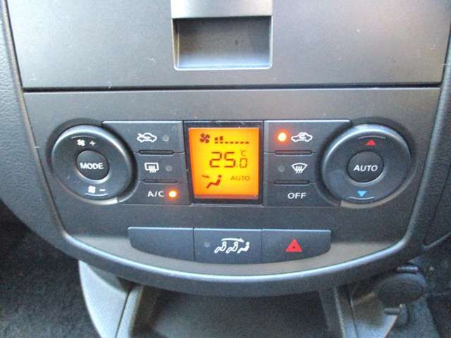 Nissan LAFESTA 2012-10 5567-18