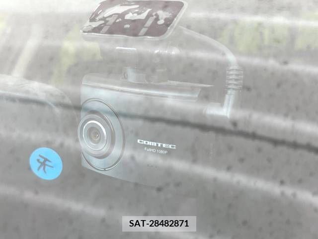 Nissan JUKE 2012-02 342203-4
