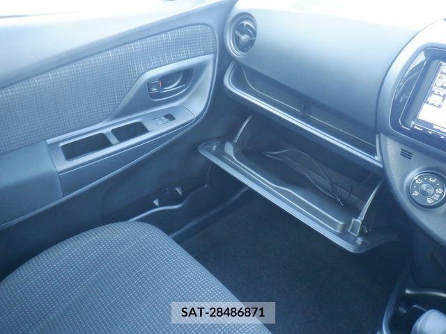 Toyota VITZ 2019-07 203364-17