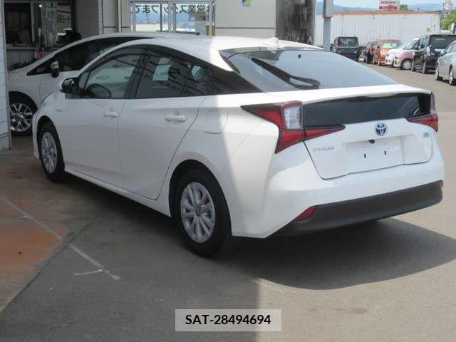 Toyota PRIUS 2019-05 322544-18