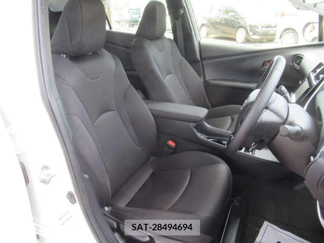 Toyota PRIUS 2019-05 322544-12
