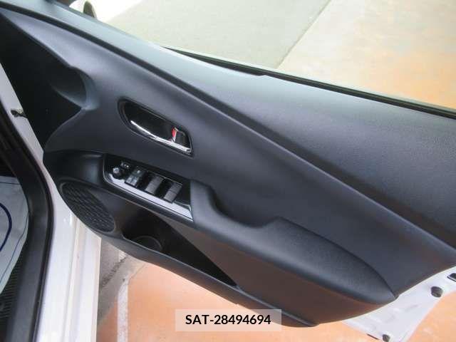 Toyota PRIUS 2019-05 322544-9