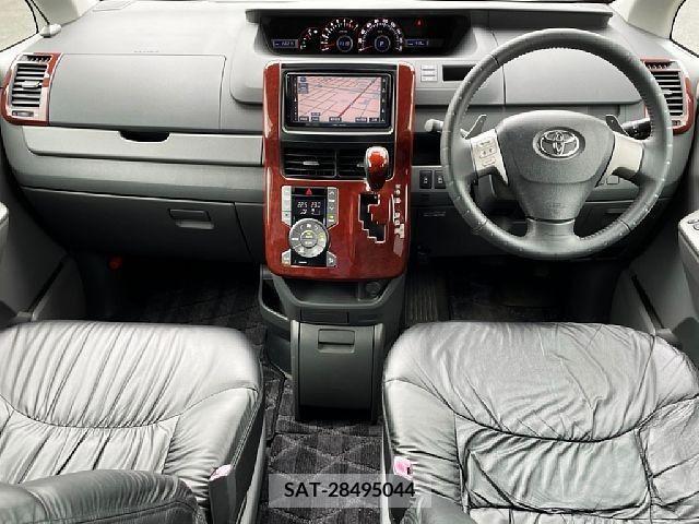 Toyota VOXY 2009-07 382145-1