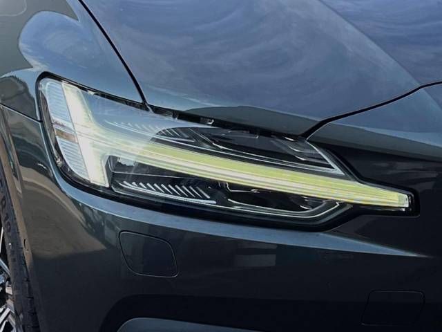 Volvo V60 2018-12 193907-14