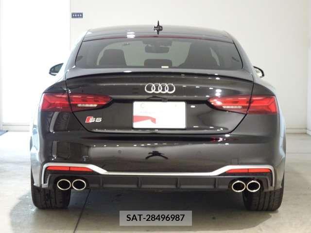Audi S5 2021-09 317942-3