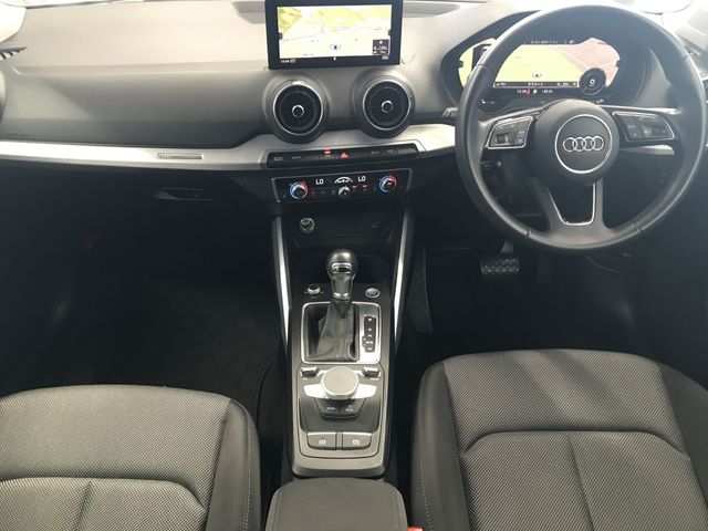 Audi Q2 2019-10 6953-1