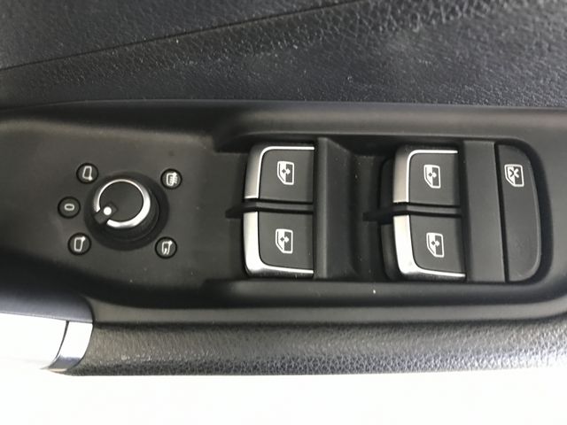 Audi Q2 2019-10 6953-21