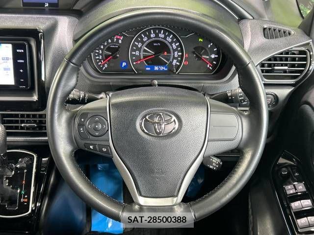 Toyota VOXY 2019-07 237991-7