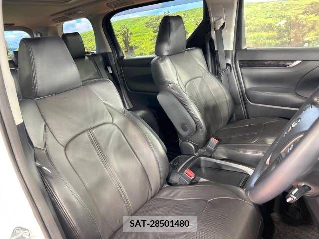 Toyota ALPHARD 2018-08 216804-8