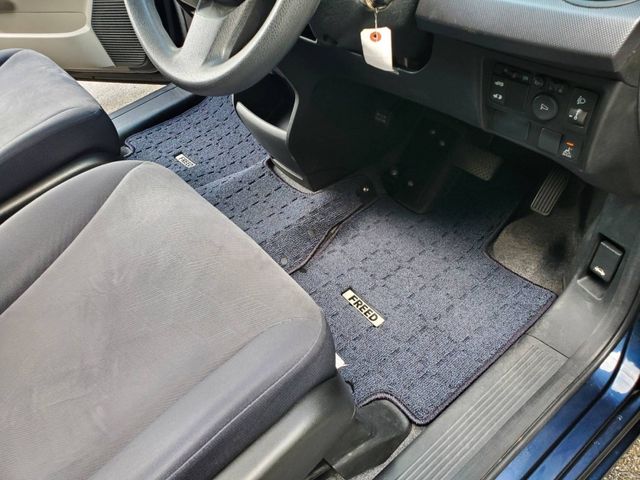Honda FREED 2009-07 1879-19