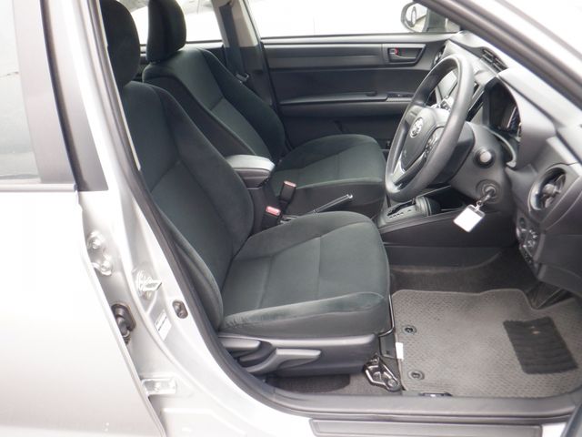 Toyota COROLLA AXIO 2018-10 10776-13