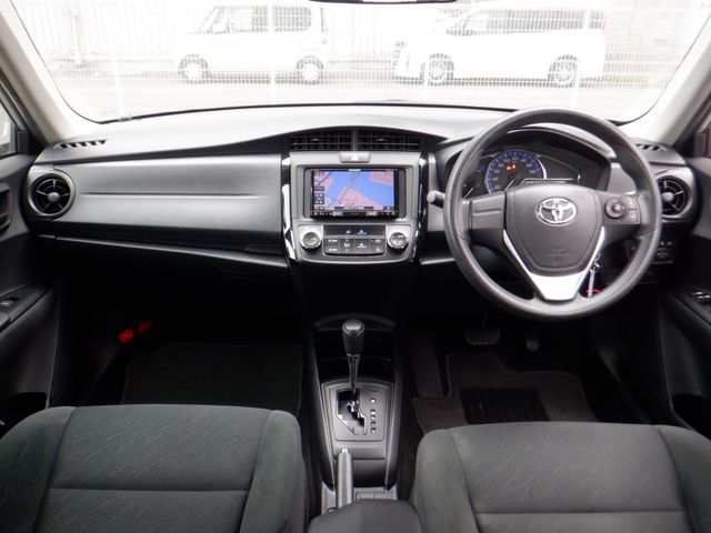 Toyota COROLLA AXIO 2018-10 10776-1