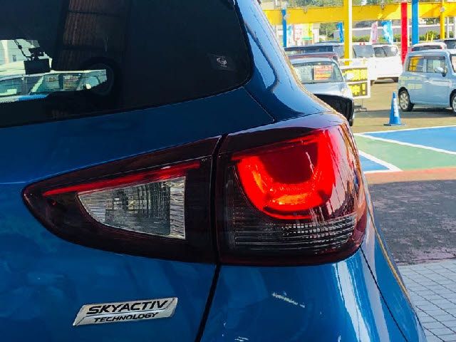 Mazda DEMIO 2018-11 8339-5