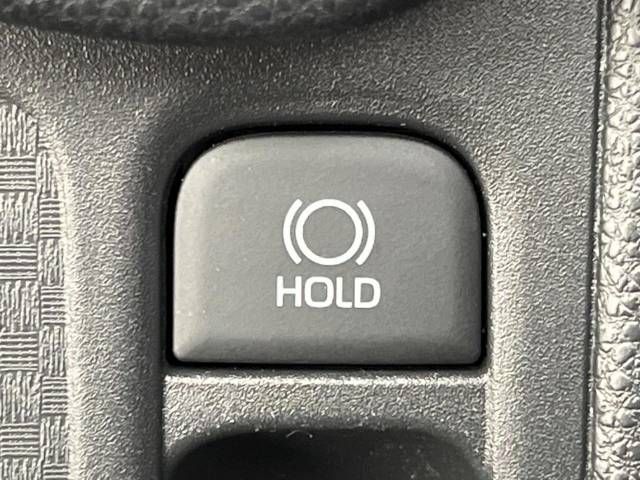 Toyota YARIS CROSS 2023-03 195287-7