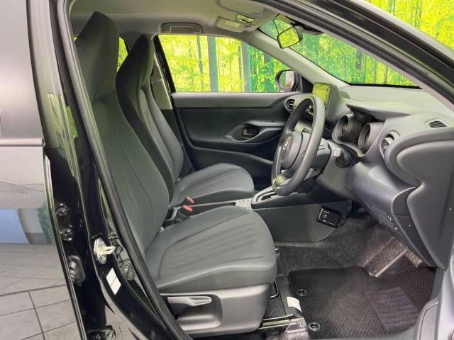 Toyota YARIS CROSS 2023-03 195287-8