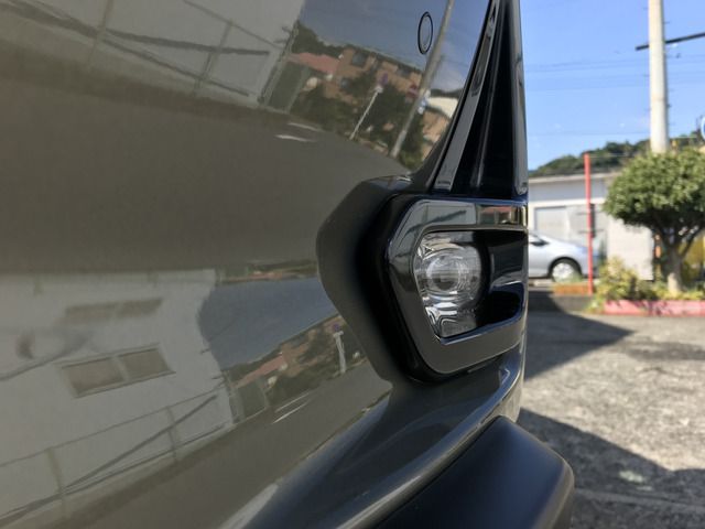 Toyota HILUX 2021-06 20507-10