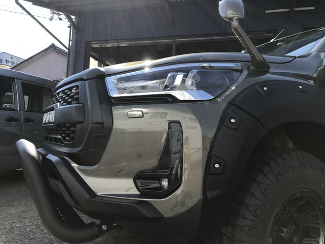 Toyota HILUX 2021-06 20507-9