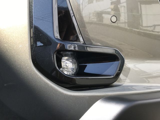 Toyota HILUX 2021-06 20507-8