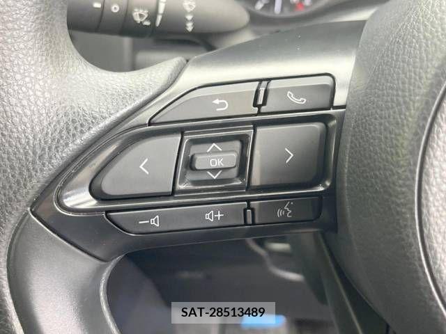 Toyota SIENTA 2023-07 394047-10