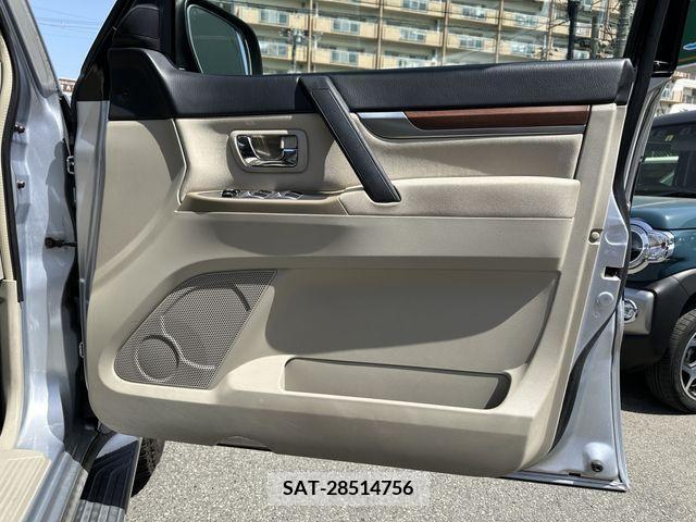Mitsubishi PAJERO 2006-11 281190-11