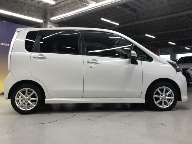 Daihatsu MOVE CUSTOM 2013-06 182169-4