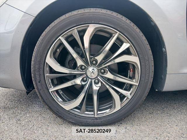 Suzuki KIZASHI 2011-01 340737-27