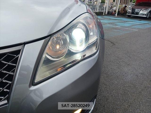 Suzuki KIZASHI 2011-01 340737-10