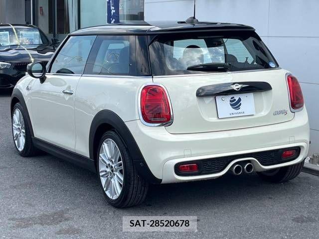 Bmw MINI 2021-01 375586-18