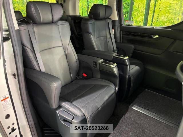 Toyota ALPHARD 2021-10 299623-9