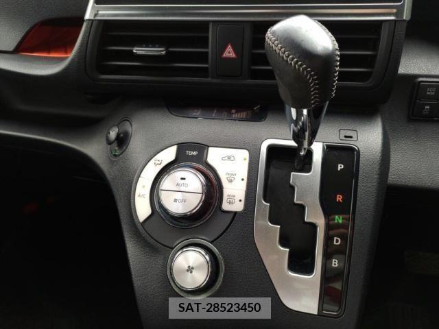 Toyota SIENTA 2016-02 314449-16