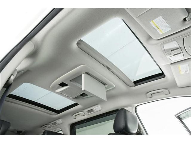 Nissan ELGRAND 2015-01 24019-10