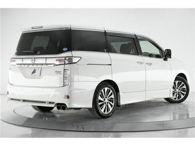 Nissan ELGRAND 2015-01 24019-2