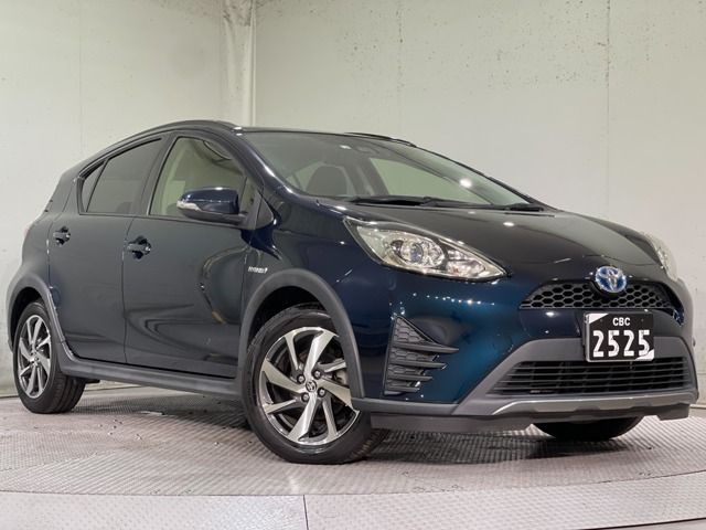 Toyota AQUA 2018-01 194291-0