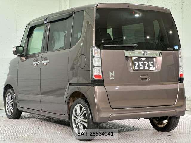 Honda N BOX 2013-11 278419-10
