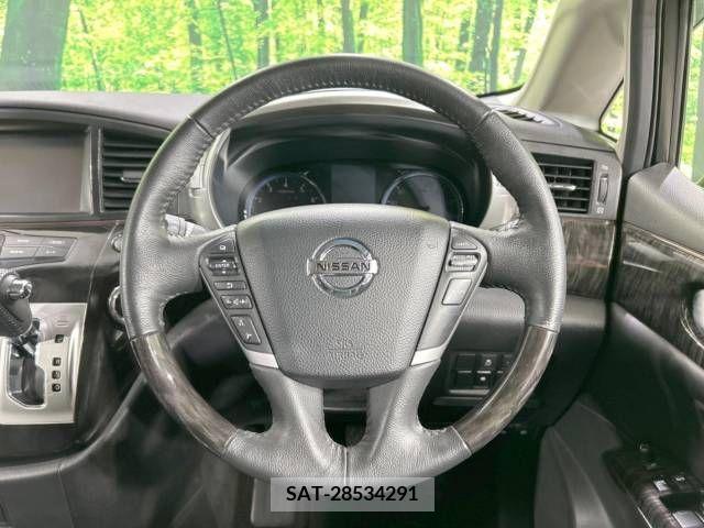Nissan ELGRAND 2016-08 359694-13
