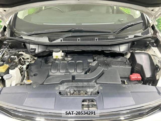 Nissan ELGRAND 2016-08 359694-18