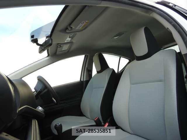 Toyota AQUA 2016-12 385852-8