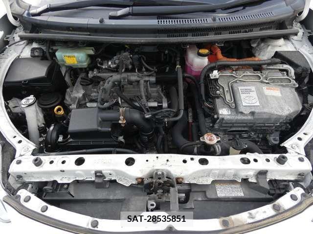 Toyota AQUA 2016-12 385852-14