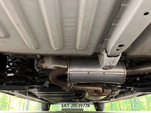Toyota VOXY 2015-03 244752-19