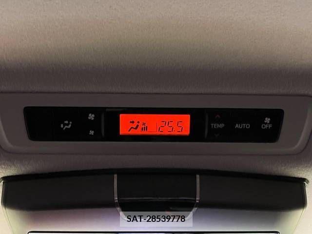 Toyota VOXY 2015-03 244752-4