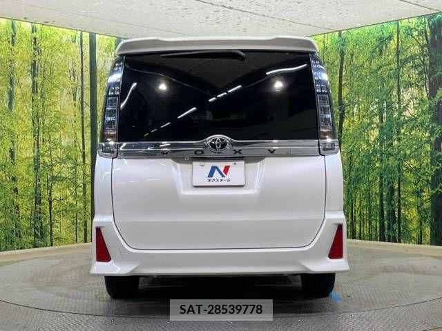 Toyota VOXY 2015-03 244752-16