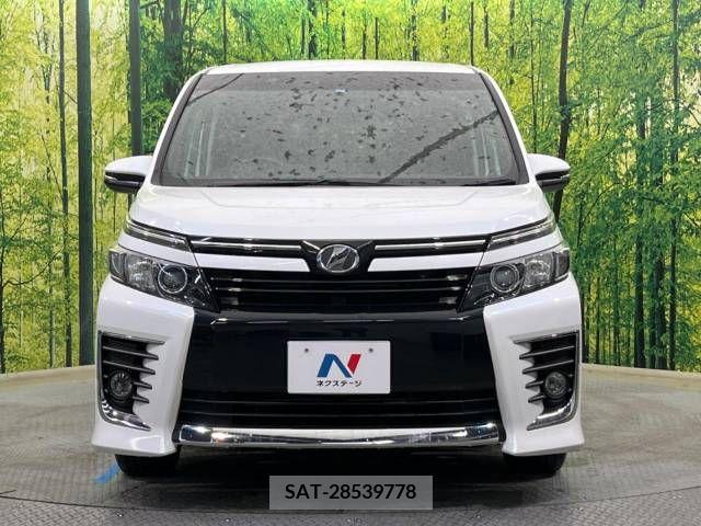 Toyota VOXY 2015-03 244752-15