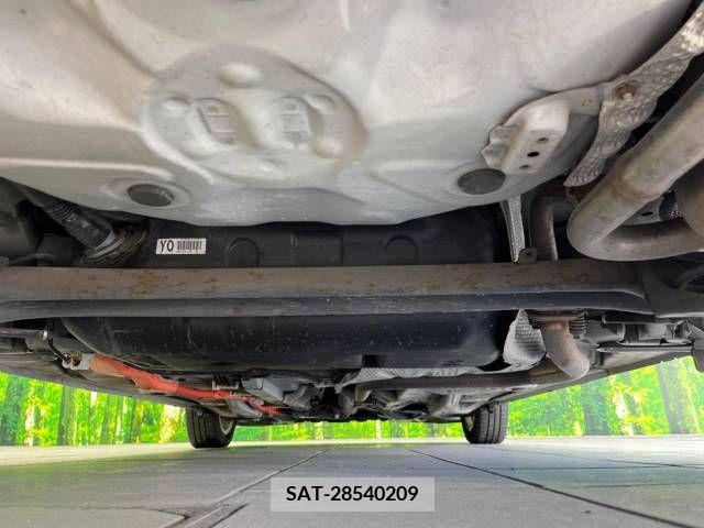 Toyota AQUA 2012-11 228316-19