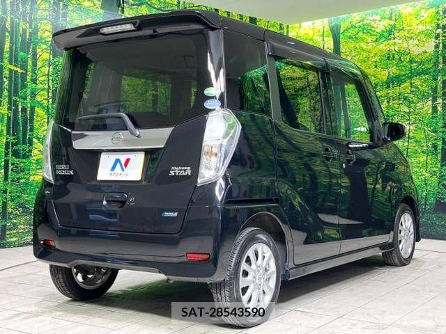 Nissan DAYZ 2016-02 390404-17