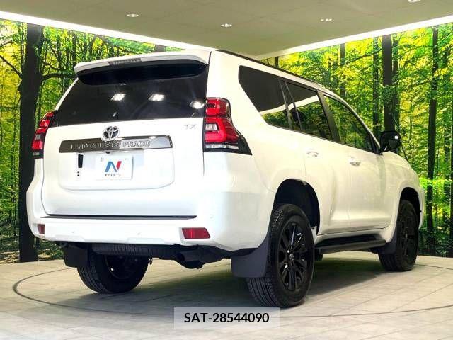 Toyota LAND CRUISER PRADO 2022-05 231562-17