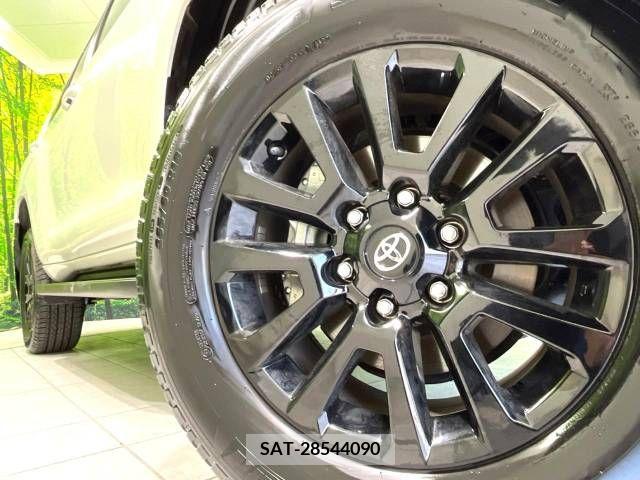 Toyota LAND CRUISER PRADO 2022-05 231562-13