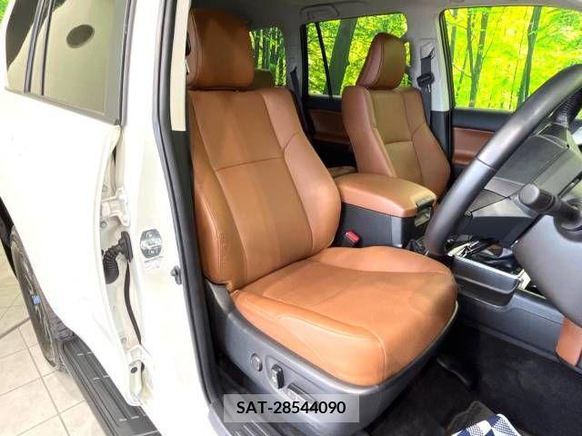 Toyota LAND CRUISER PRADO 2022-05 231562-8