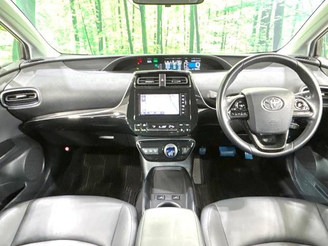 Toyota PRIUS 2019-02 187568-1