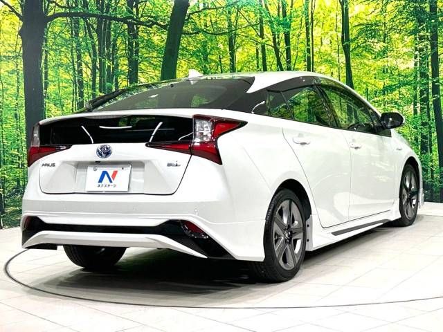 Toyota PRIUS 2019-02 187568-17